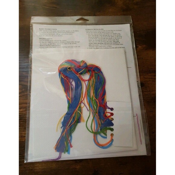 Imaginating Let’s Go To The Beach Counted Cross Stitch Kit 2831K Ursula Michael - Picture 3 of 3